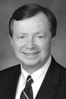 photo of The Honorable Earl Ralph Pomeroy III